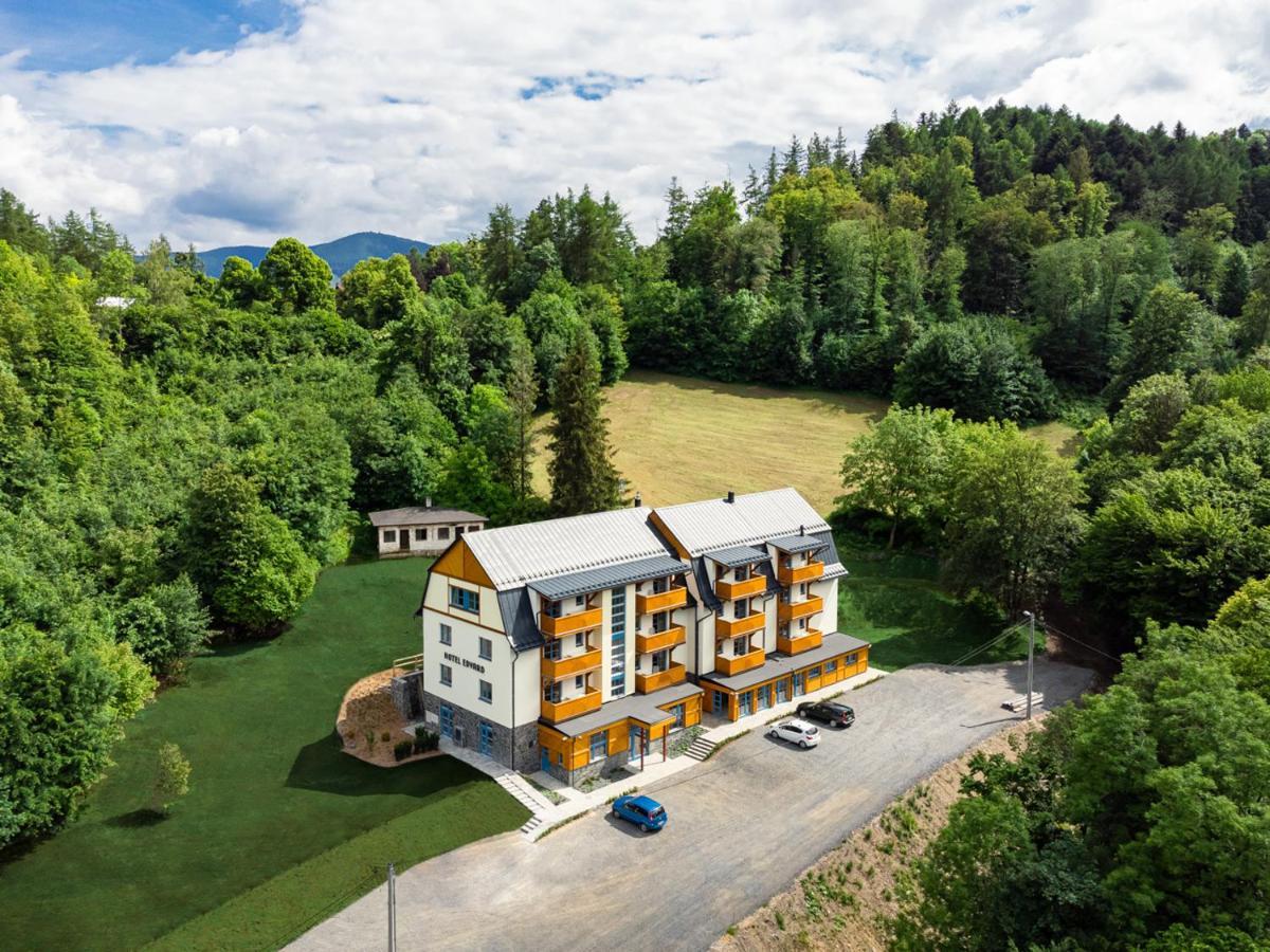 Hotel Edvard Frenštát pod Radhoštěm Εξωτερικό φωτογραφία