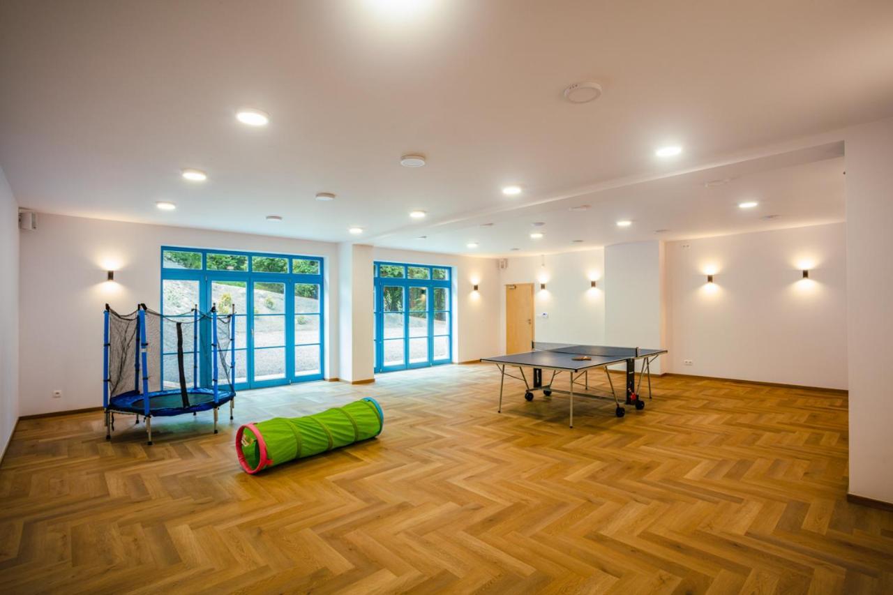 Hotel Edvard Frenštát pod Radhoštěm Εξωτερικό φωτογραφία