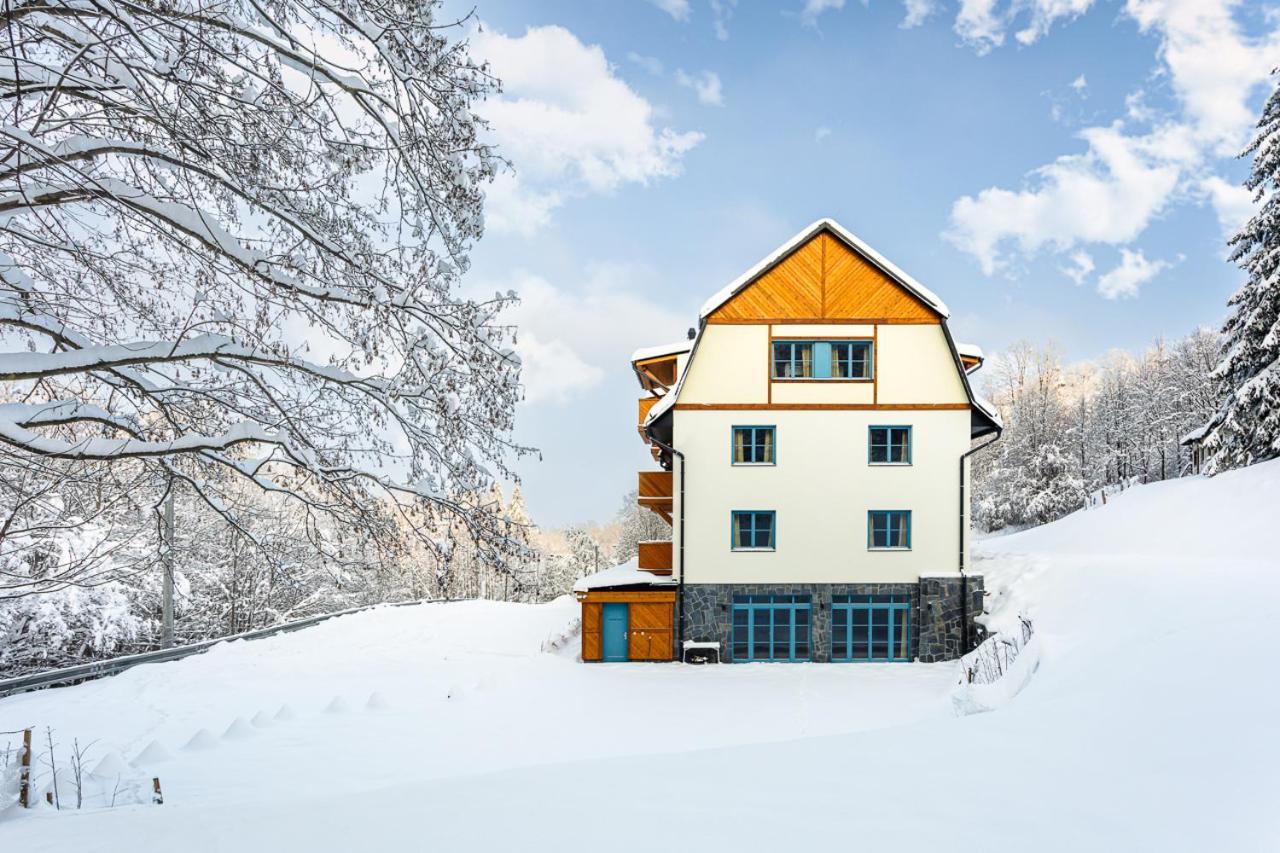 Hotel Edvard Frenštát pod Radhoštěm Εξωτερικό φωτογραφία